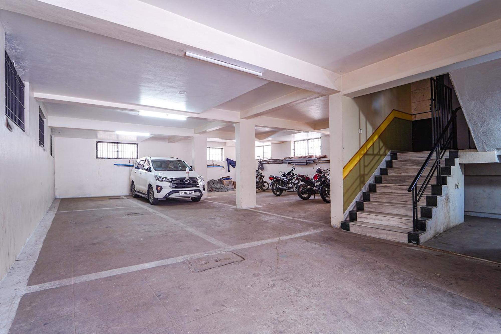 Fabhotel Ess Paradise - Nr Bus Stand Coimbatore Zewnętrze zdjęcie